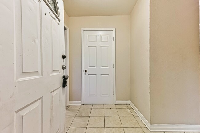 Photo - 6425 N Ridgecrest Dr