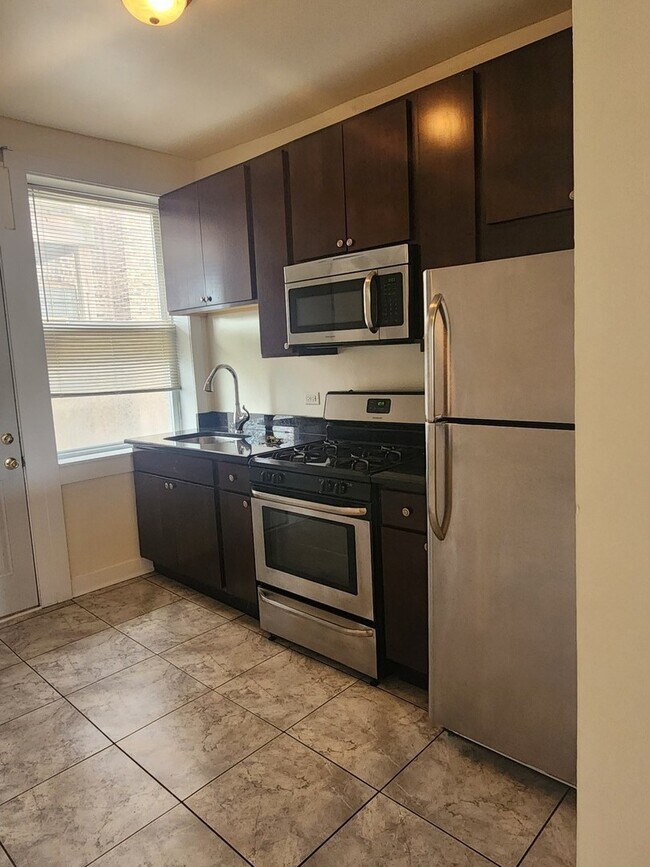 Photo - 3219 W Division St Unidad 2N