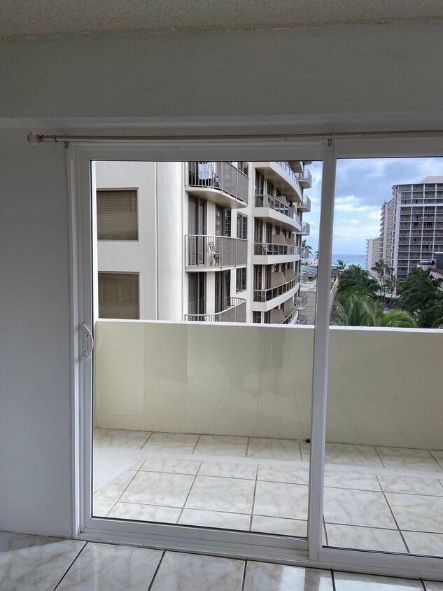 view from Living room - 247 Beach Walk (Honolulu, HI)