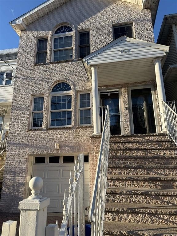 Building Photo - 167 Garfield Ave Unit 2