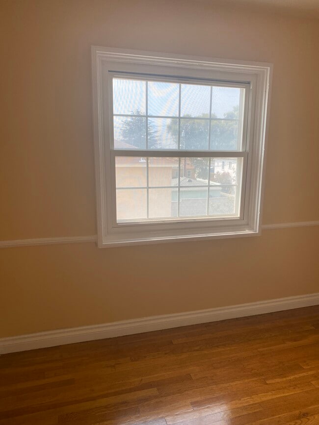 Photo - 10329 S Wilton Pl Unit 10329 S. Wilton Pl