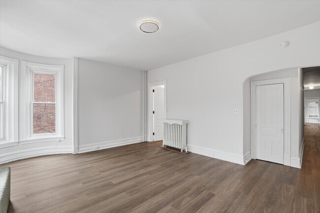 112 N 11th St Unit 1