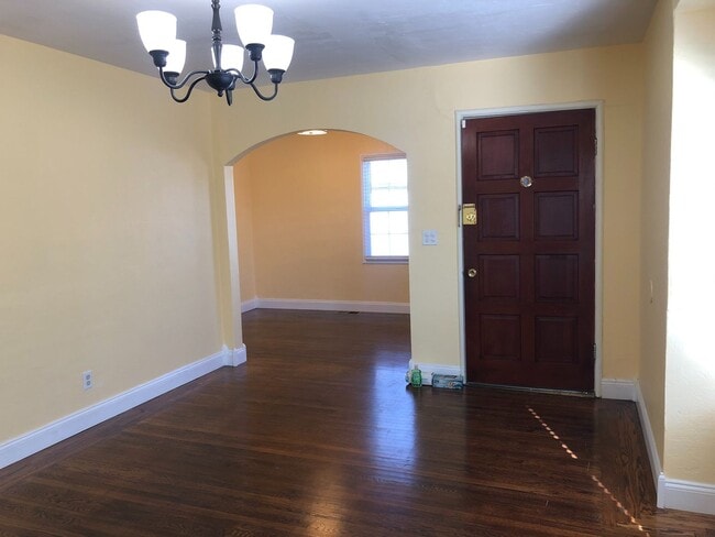 Photo - Lovely 3 Bed, 1 Bath, Home in Berkeley, with Hardwood Floors