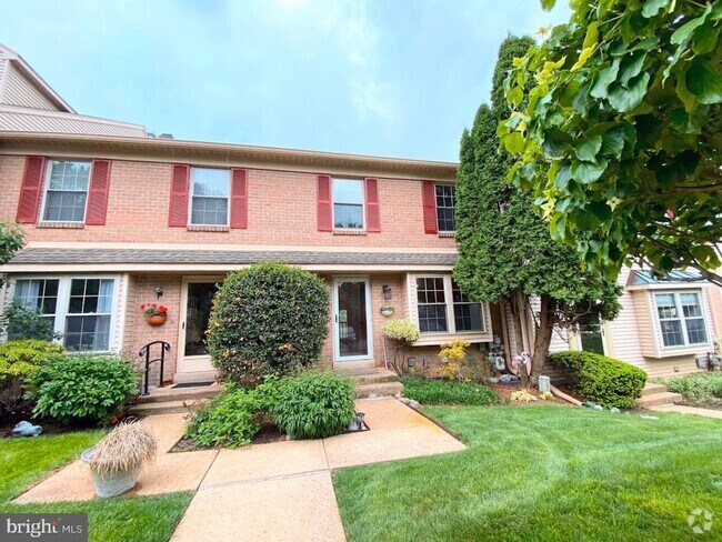 Building Photo - 618 Shropshire Dr Rental