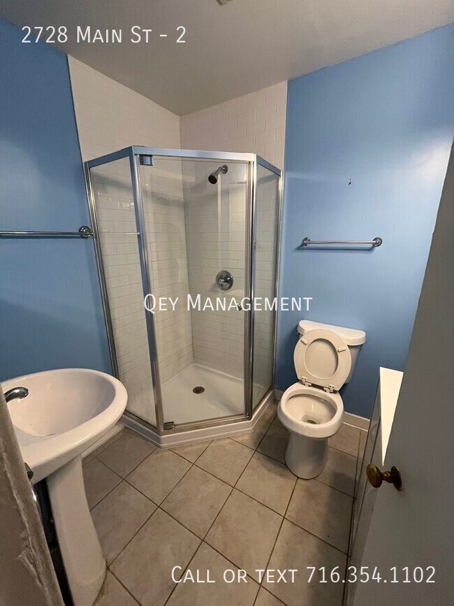 Photo - 2728 Main St Unidad 2