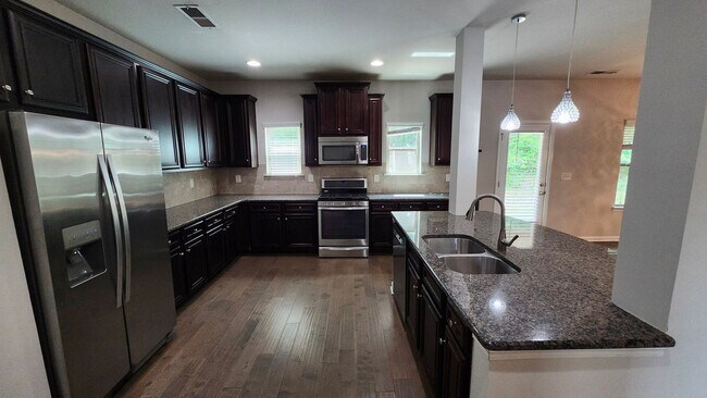 Photo - 3523 Woodshade Dr
