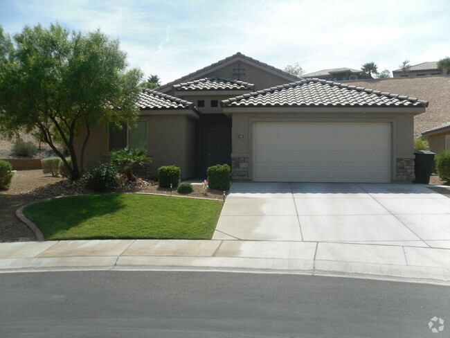 Building Photo - Shadow Hawk 3 Bedroom 2 Bath Now Available! Rental