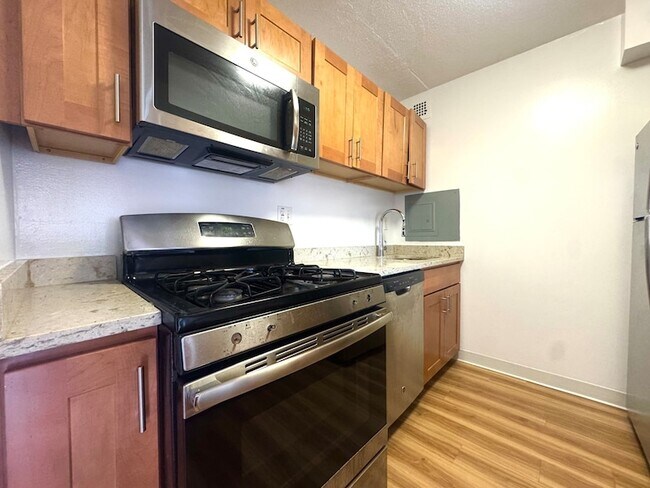 133 Park St Unit 706