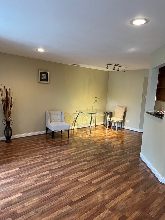 Building Photo - 601 Quincy Bridge Ln Unit 301