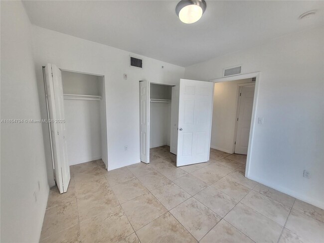 Photo - 435 SW 12th Ave Unit 502