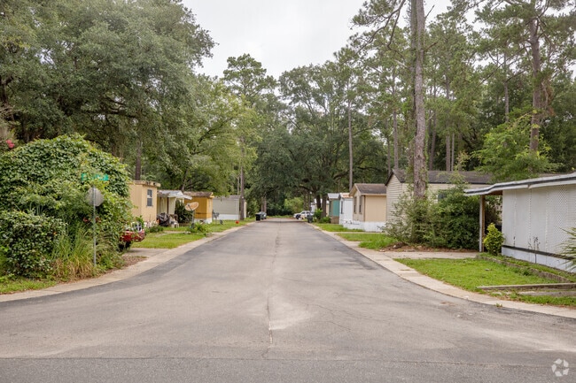 1599 Capital Cir NW - Foto alternativa - Brittany Estates Mobile Home Park