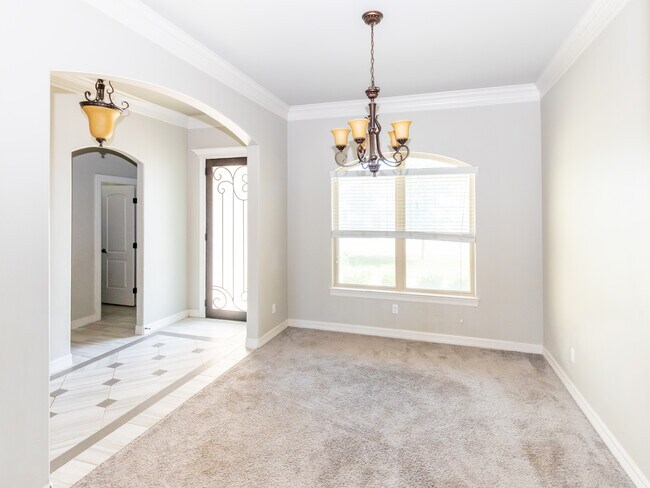 Dining Room/Office - 336 Jake Dr