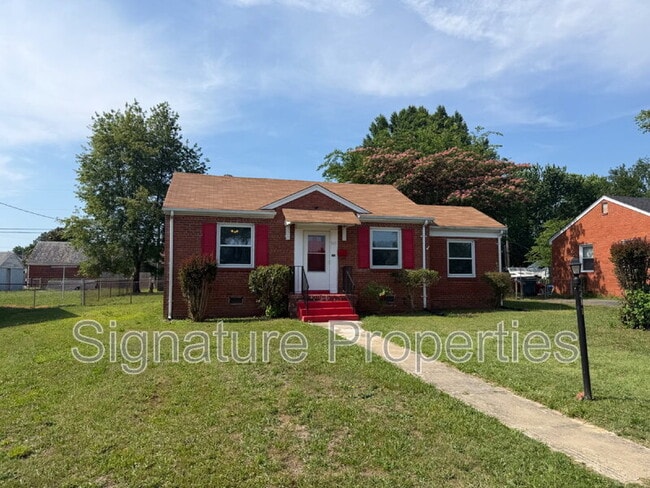 Building Photo - 2411 Carlisle Ave