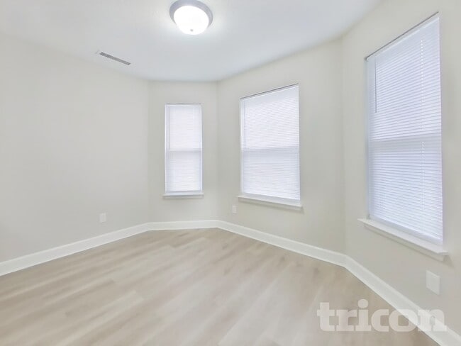 Photo - 2832 Redland Ln