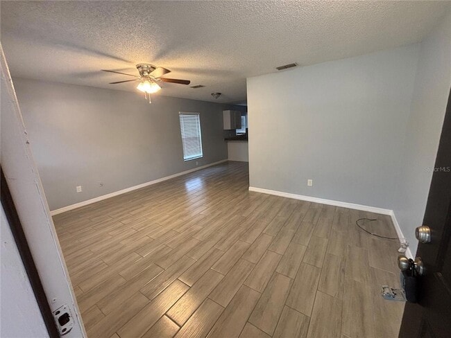 Photo - 151 Stefanik Rd