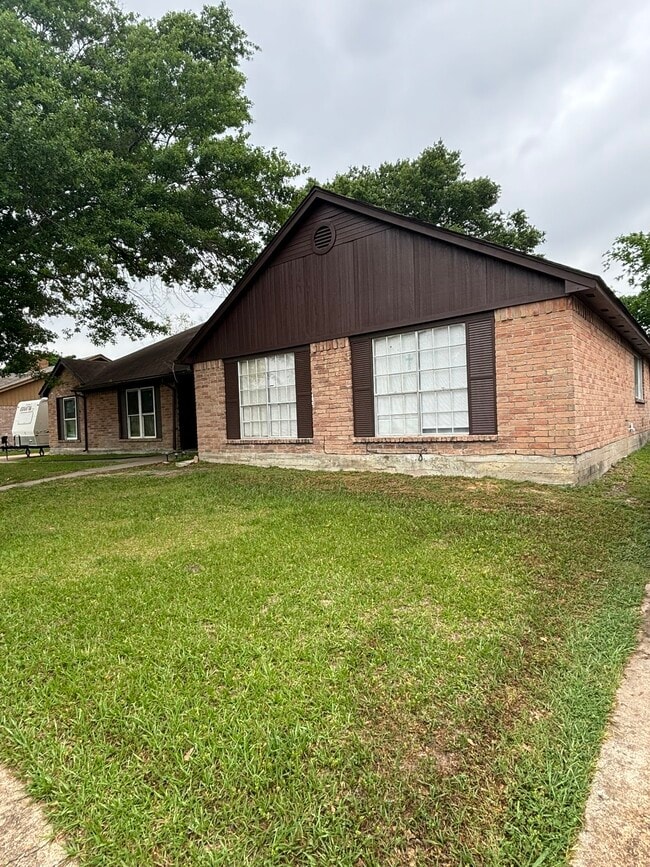 Photo - 19510 Lazy Valley Dr