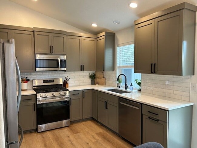 Photo - Beautiful 3 Bed/2.5 Bath Home on Bend's East Side - Pelican Drive