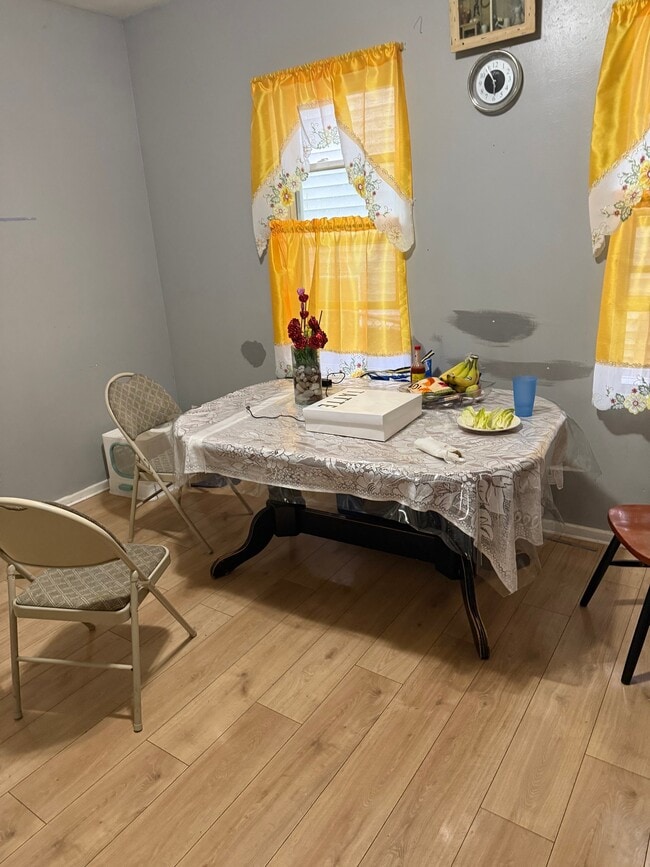 Photo - 167 Walnut St Unit 1