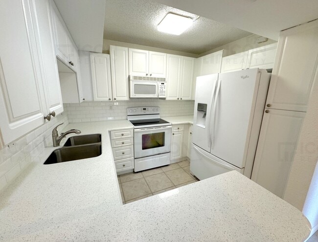 Photo - 8189 Thames Blvd