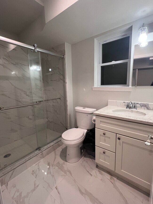 Photo - 241 Franklin St