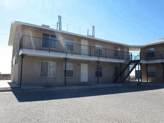 Building Photo - 6250 Partello St Unit 2 Rental