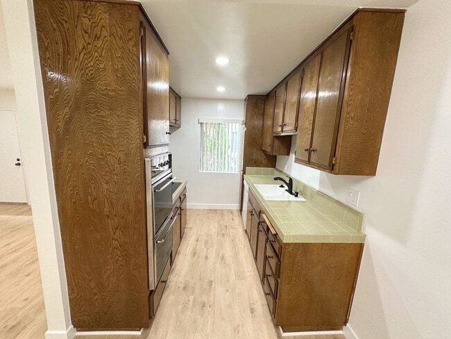 Photo - Old School Cool - 1bd/1ba unit in Sherman ... Unidad 113