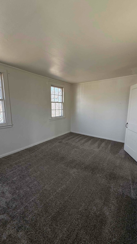 Photo - 736 W 1st St