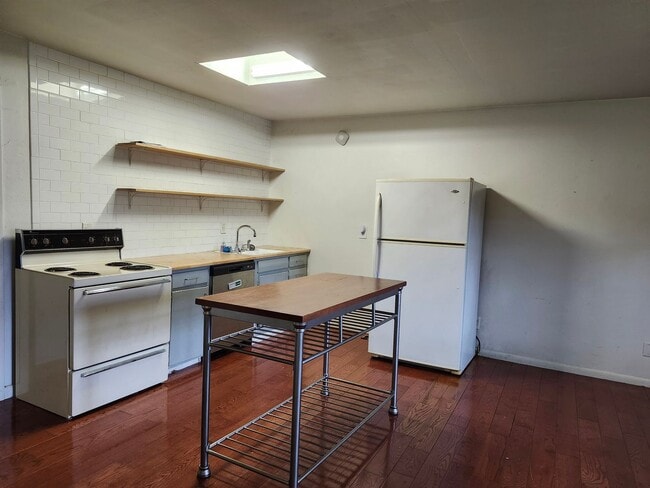 Photo - 3123-3125 Navajo Dr Unit 3123