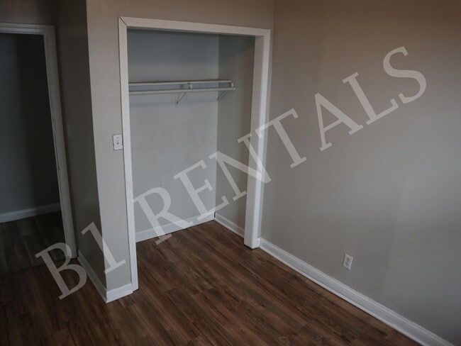 Photo - 616 Jackson St