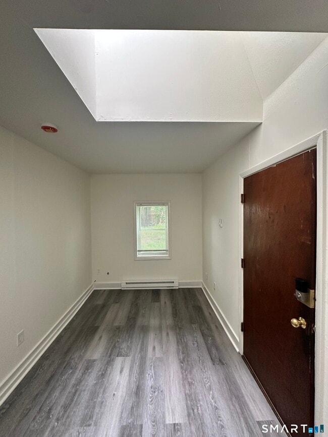 Building Photo - 7 Prest St Unit 4