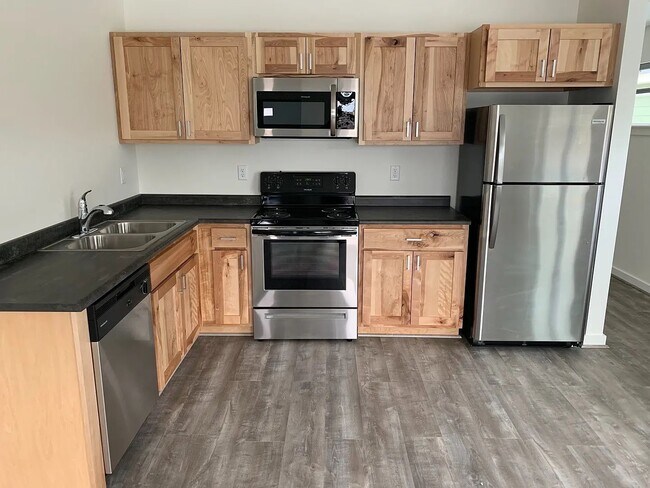 Photo - 877-879 S Cottonwood Rd Unit 877 Cottonwood Road