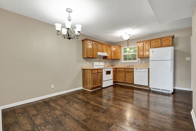 Photo - 1312 Ely Rd Unit 2