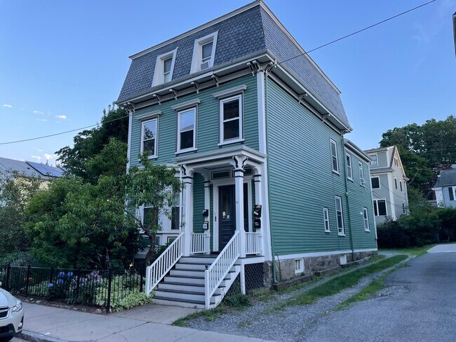 Photo - 87 Green St Unidad 2