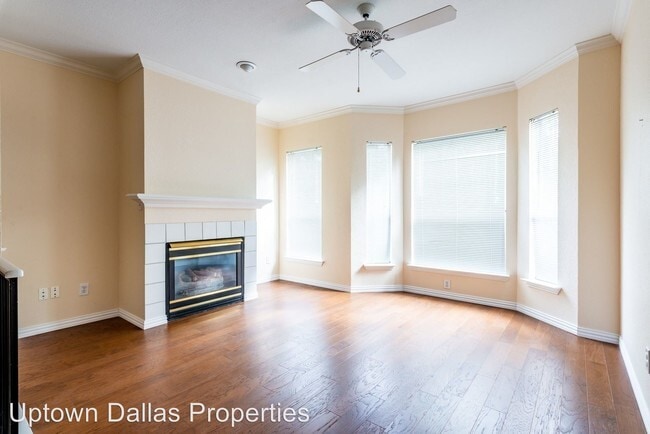 Photo - 2902 State St Unit ID60002