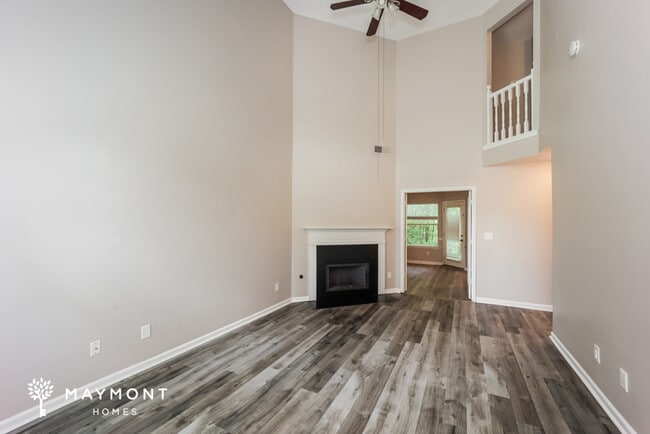 Photo - 2802 Knoll View Pl