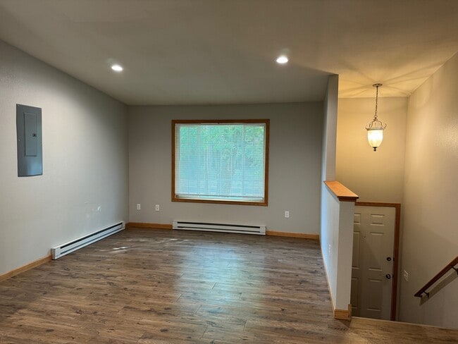 Photo - 407 Glenwood Ave Unit 2