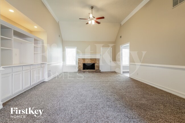 Photo - 715 Roland Manor Dr