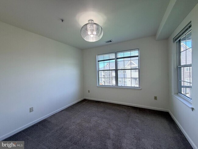 Photo - 306 Gatehouse Ln Unit I