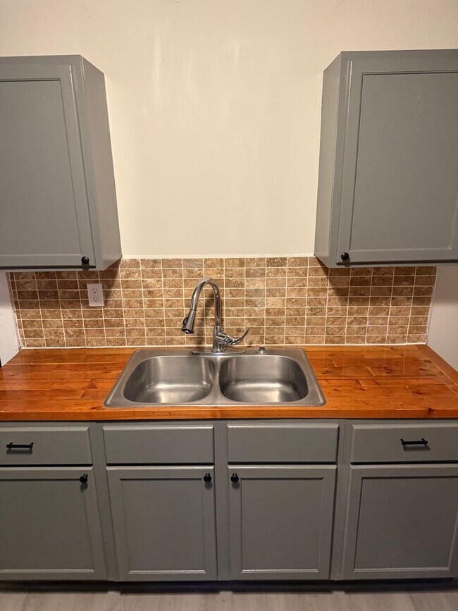 Photo - Charming 2 Bed 1 Bath House