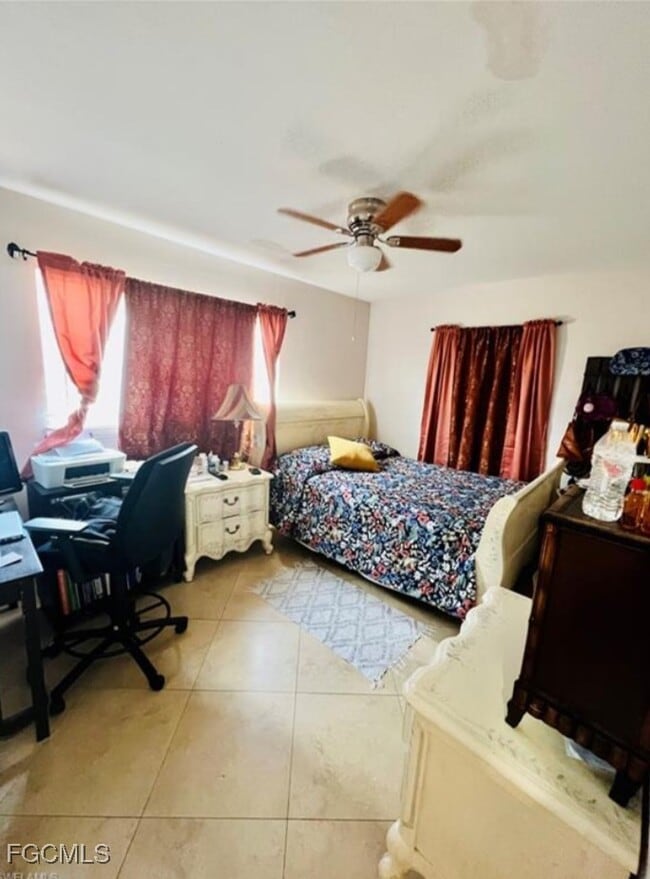 Photo - 804 March St