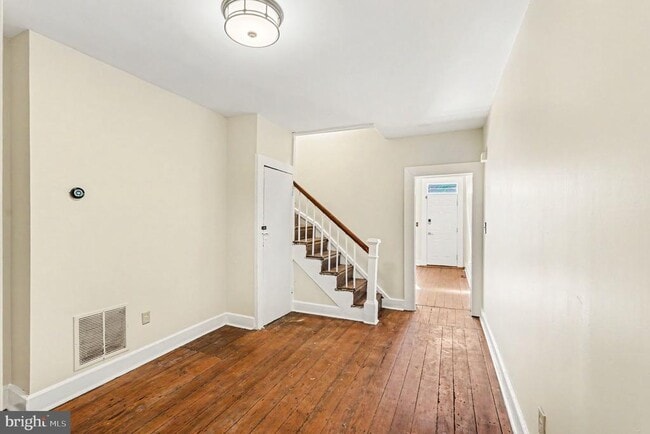 Photo - 229 S Fremont Ave