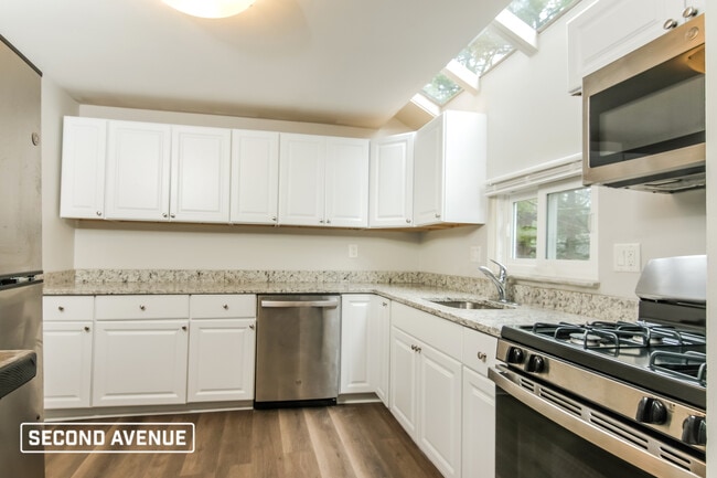 Photo - 3140 Camberly Dr