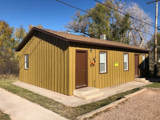 318 National St