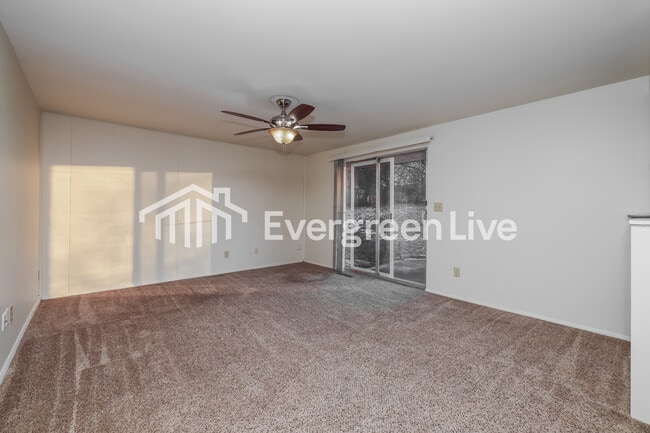 Photo - 6200 Hemingway Rd