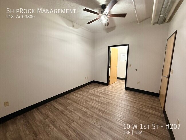 Photo - 10 W 1st St Unit #207