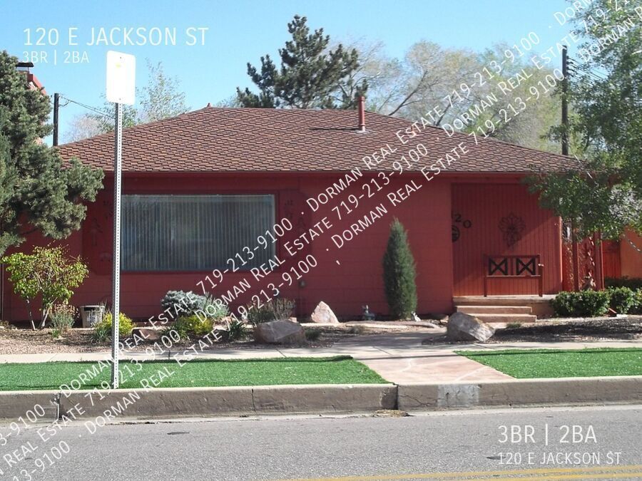 Photo - 120 E Jackson St House