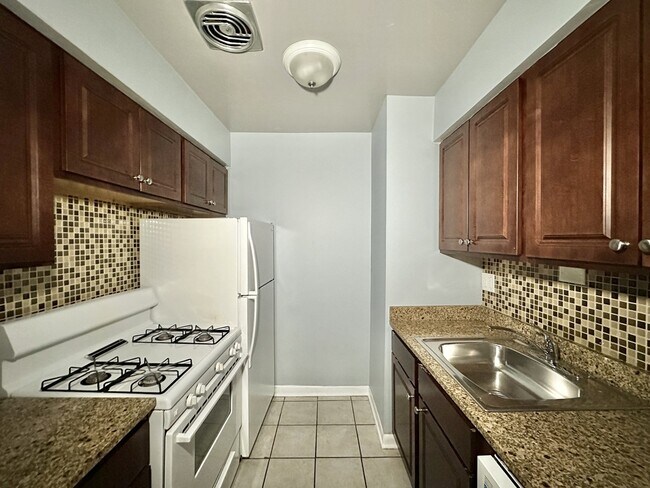 Photo - 5820 N Sheridan Rd Unidad 113