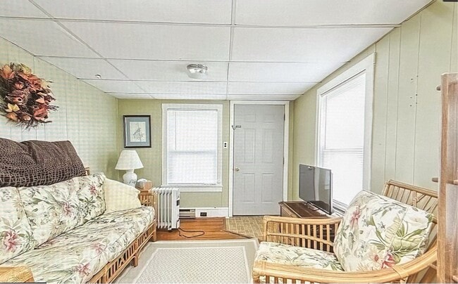 Photo - 445 Bryarly Rd