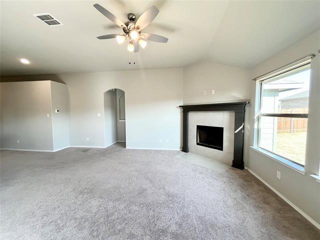 Photo - 928 Madeline Ln