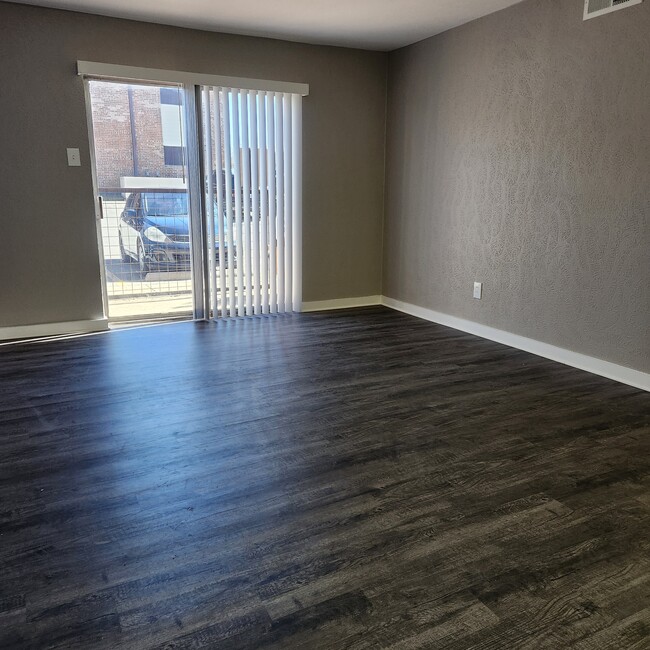 Photo - Parkway Villas